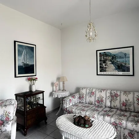 Dom wakacyjny Ellis House Agnanti *