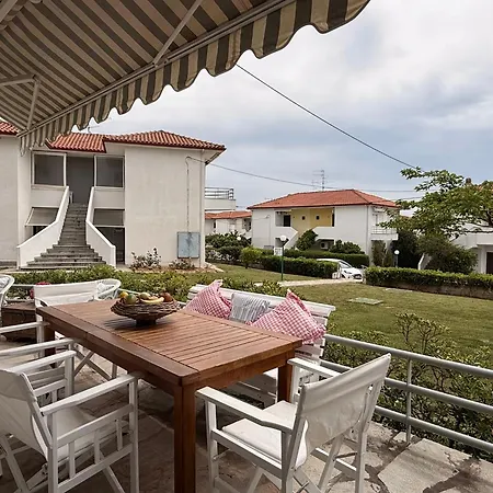 Dom wakacyjny Ellis House Agnanti